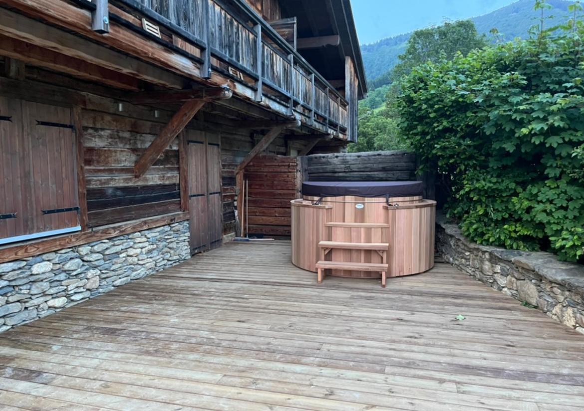 Le Chalet Du Cret - 8 Pers, Tout Confort Avec Jacuzzi Notre-Dame-de-Bellecombe Exterior foto